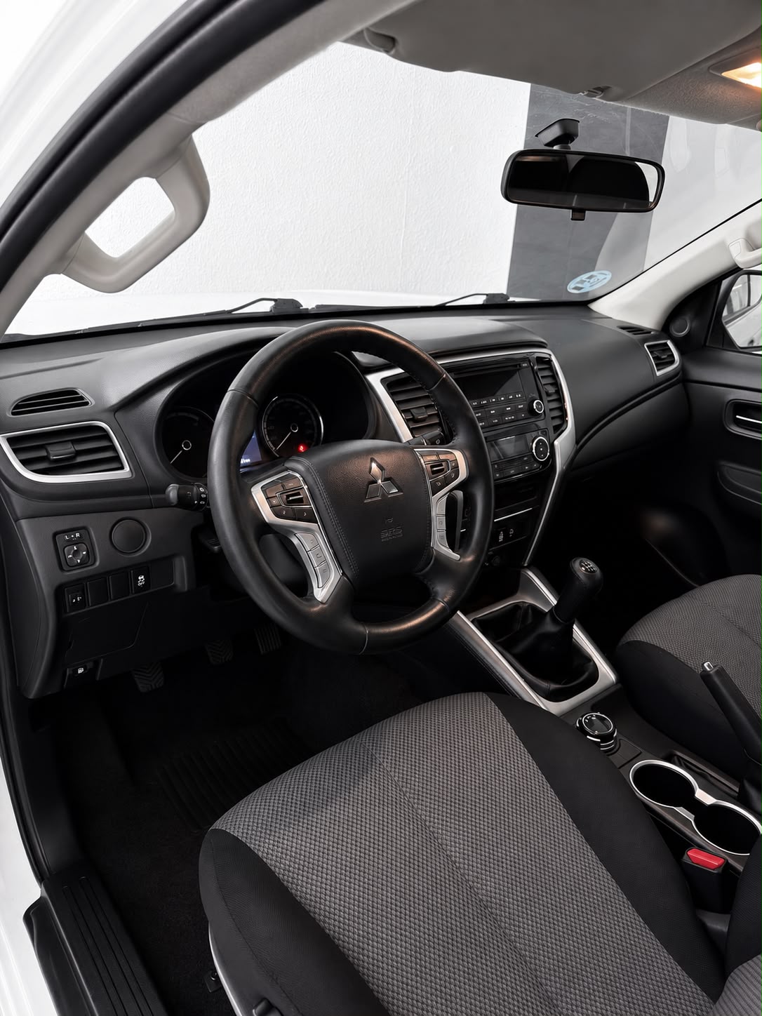 MITSUBISHI L200 DC 220 DID
