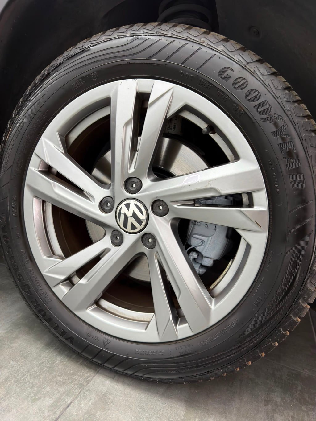 VOLKSWAGEN Tiguan Edition 1.4 TSI