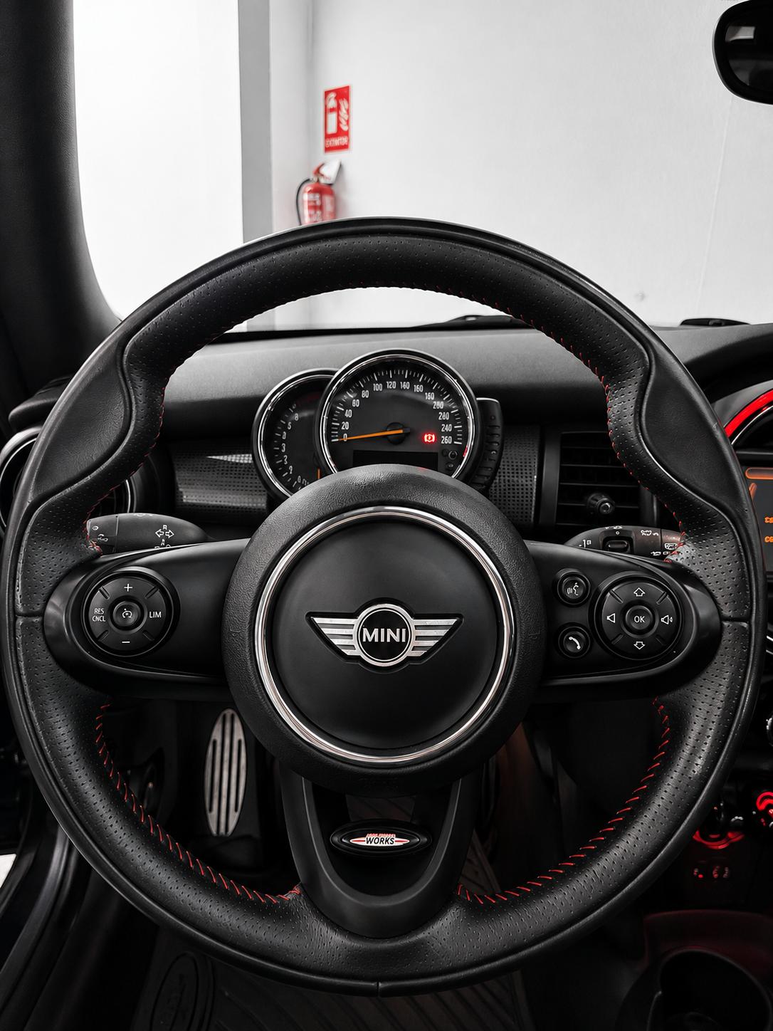 MINI Cooper Jhon Cooper Works